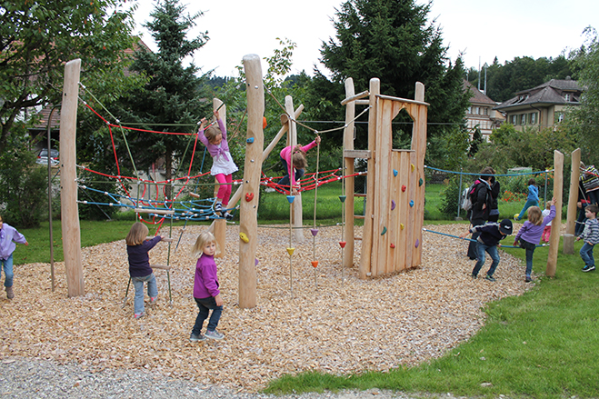 Wasen-Kinder haben neuen Spielplatz